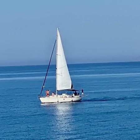 Mikes On The Beach Hersonissos (Crete) Exterior foto